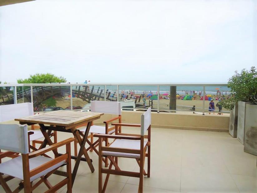 Hotel Tejas Rojas Villa Gesell Ngoại thất bức ảnh