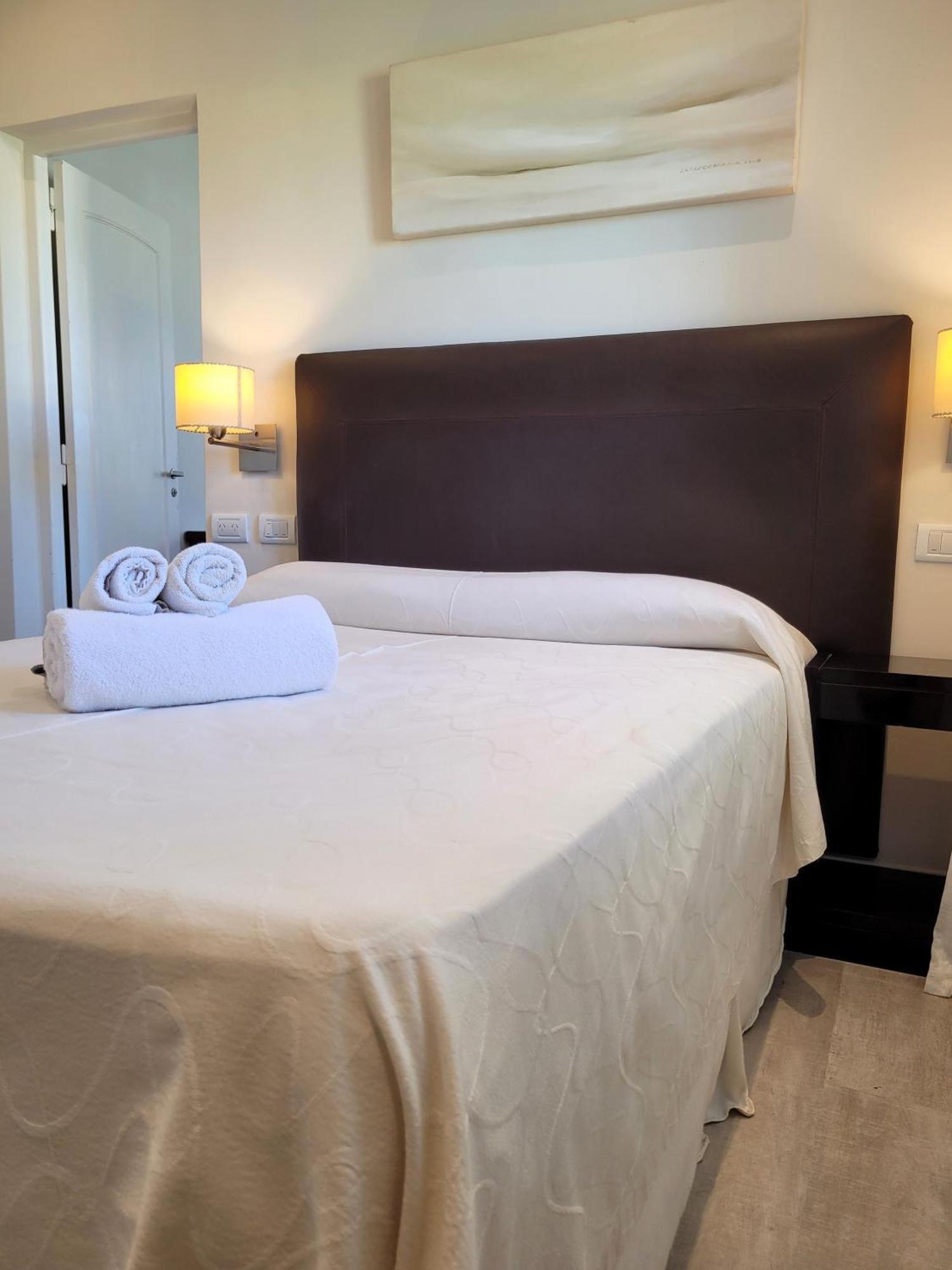 Hotel Tejas Rojas Villa Gesell Ngoại thất bức ảnh