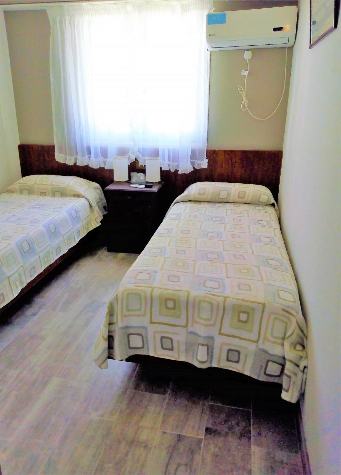 Hotel Tejas Rojas Villa Gesell Phòng bức ảnh